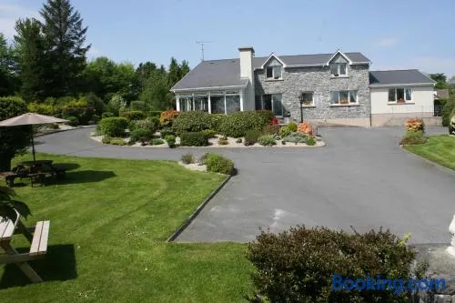 Carrowntober House B & B - Image 1