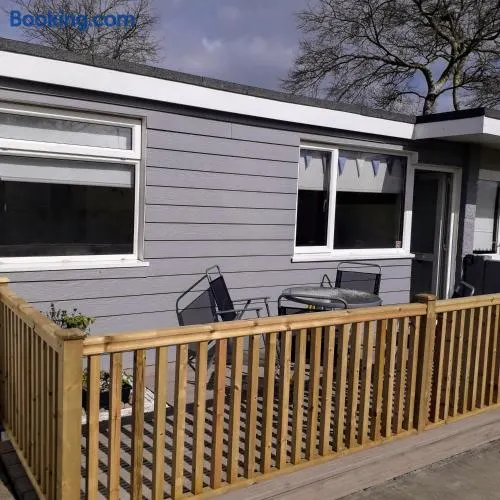 Chalet Driftwood - Image 1