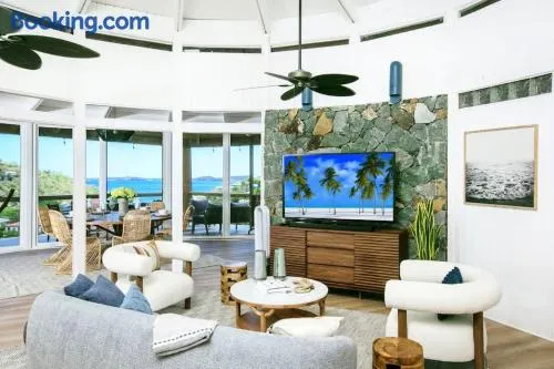 Signature Villa Island Paradise Apartments - Limited Time Offer - Image 1