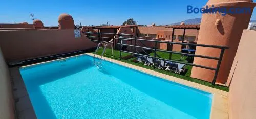 Apartamentos Paraíso Vera Playa, Ed Palmerston, Atico A con piscina privada y vistas al mar, 50m de la playa, WIFI - Image 1