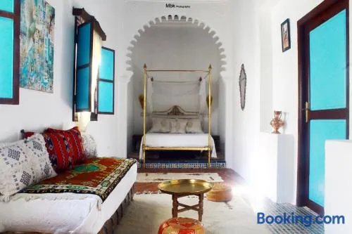 Riad Khmisa - Image 1