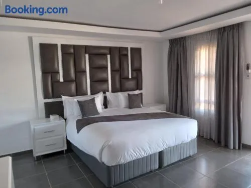 Lefa Guesthouse - Image 1