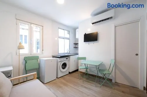 CRR4 Malasaña Chamberi 3 small bedroom - Image 1