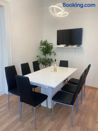 Designed apartment next to Vaclav square with terrace and private garage - Image 1