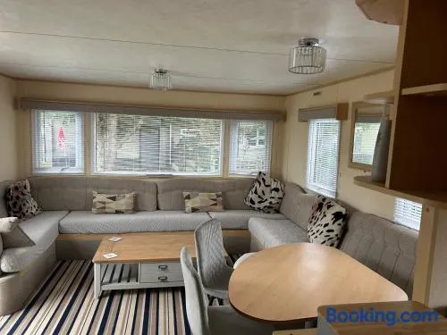 Happy Days Caravan Park - Lovely Spacious 3 Bed Caravan - Image 1