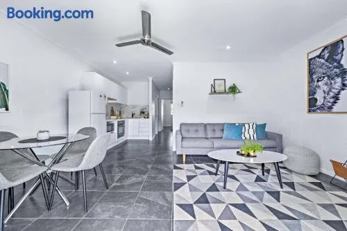 Modern Beach Front Apartment - Image 1