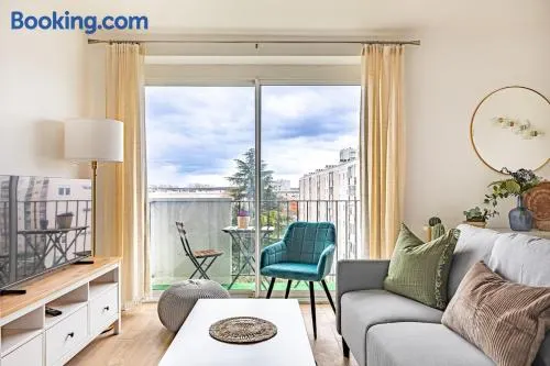 Friendly and spacious apartment in Créteil ! - Image 1