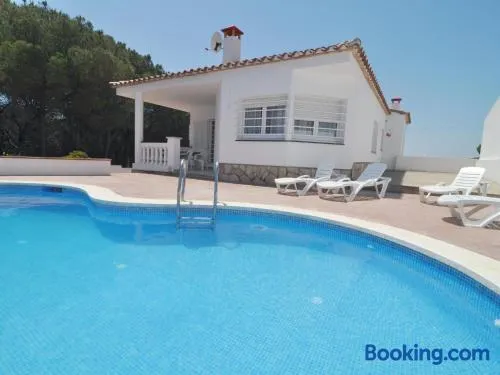Casa tranquila con piscina privada en Carrer Vall d'Aran, Torroella de Montgrí - HISP-7-17 - Image 1