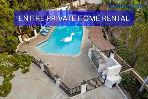 Entire Private Home with 2 Bedroom 2 Bathrooms, Pool, Sauna, Gym, 3 Bed, Parking Yard, Ranch Style, Available Now - Image 1