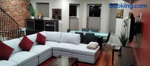 Large 2Level 3BR, 3BA Condo with free parking near Downtown Washington DC - Image 1