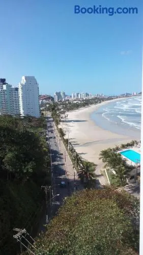 Apartamento frente para o Mar ,50 m da praia , ar condicionado todos quartos - Image 1