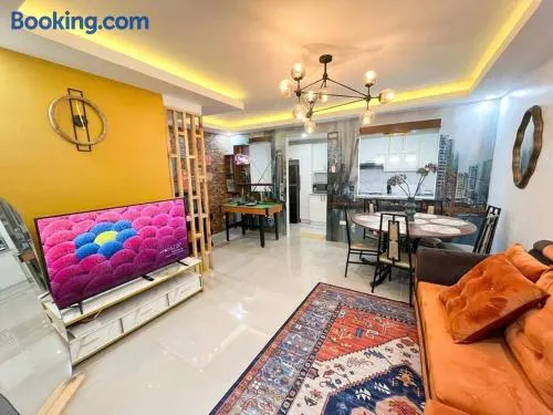 Townhouse with game area and access to swimming pool - Image 1