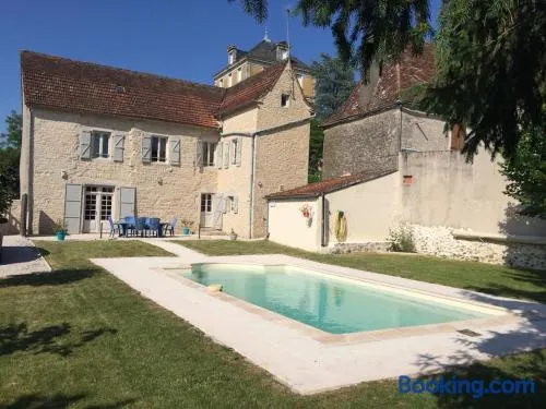 Villa charmante à Montfaucon avec piscine privée - Image 1