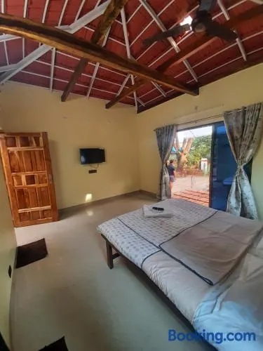Triskelion - Bed and Breakfast, Family home stay by Joshi Brothers - Image 1