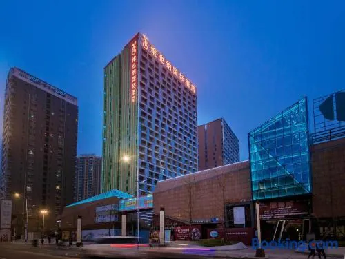 Vienna International Hotel Yichang Gezhouba Sanxia Culture Tiandi - Image 1