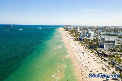 Your Tropical getaway - Image 1