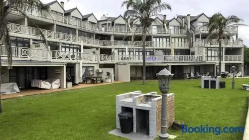 Villa Riviera 3 - Image 1
