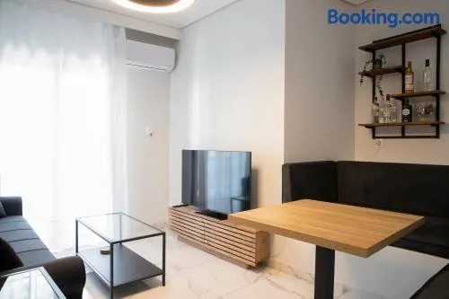 Dimo's Apartment - Image 1