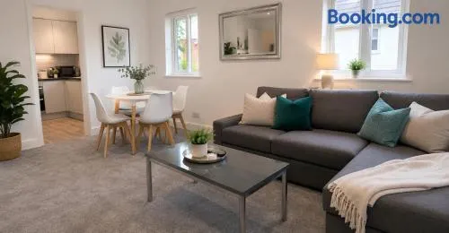 K Suites - Walsingham Close - Image 1