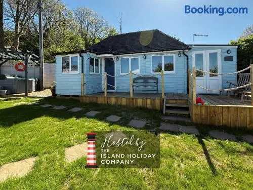 Red Cedars with private Hot tub - Image 1