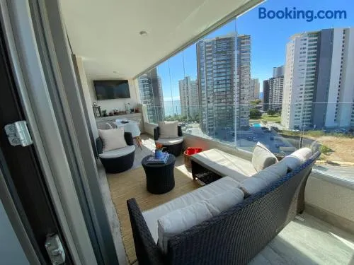 Hermoso y comodo Departamento con vista al mar, costas de montemar - Image 1