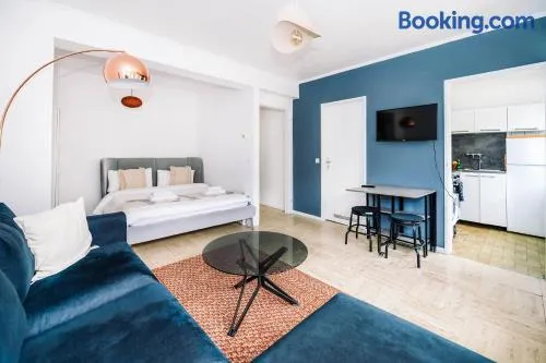 Studio in City Centre Lux - sleeps 4 - Image 1