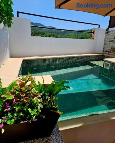 La Casa Junto al Sendero del Río & Piscina y aire acond - Image 1