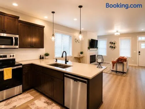Kwem Homes - Image 1