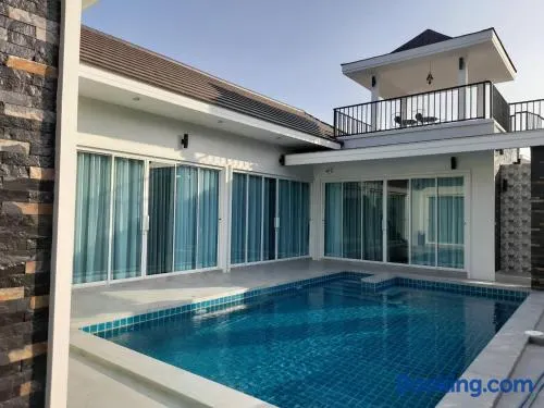 Dara pool villa - Image 1