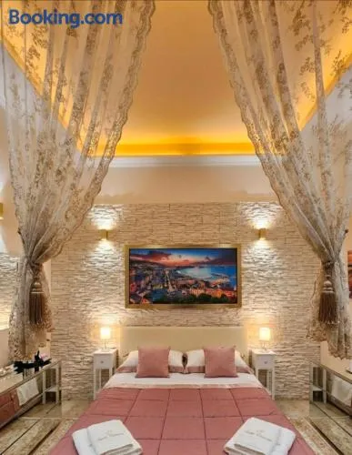 DREAM HOUSE - Image 1