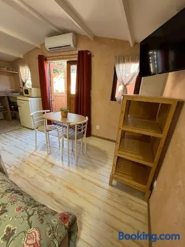 Chalet Provençal au cœur du Var - Image 1