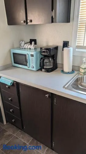 Cozy Tiny Home in Farmington hills Michigan - Image 1