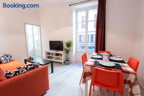 Appartement cœur de ville - Wifi - Lave-sèche linge - Image 1