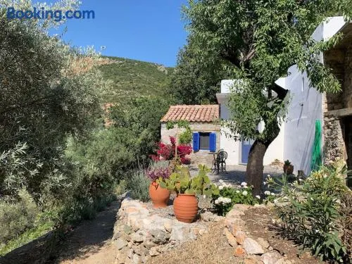 The Donkey House, Pragmatefti - Image 1