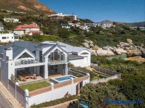 Boulders Beach Villa - Image 1