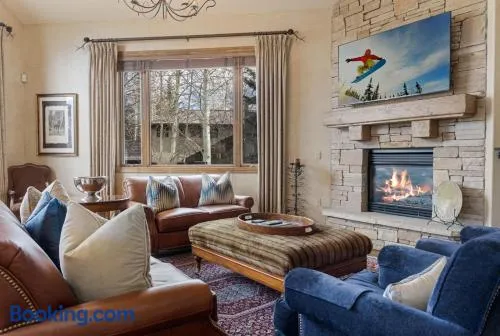 115 Aspen Ridge - Image 1
