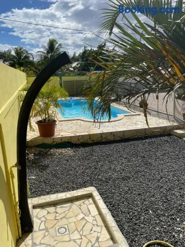 L'Aurore, bas de villa F4 avec piscine et jardin - Image 1
