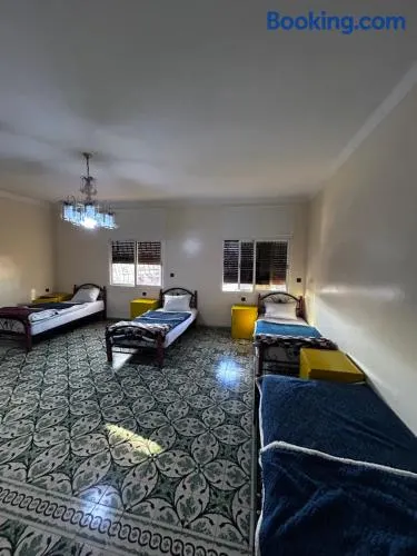 Tabriquet urban shared room - Image 1