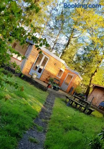 Knus huisje in het bos - Image 1