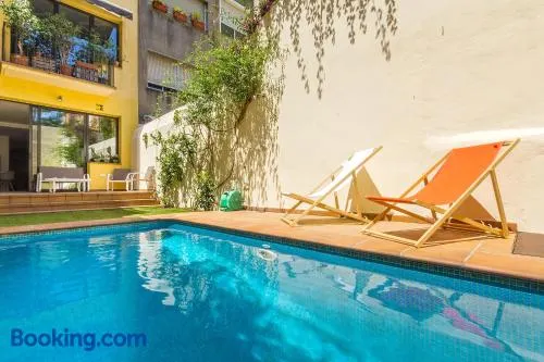 L'alzina Apartment - Image 1