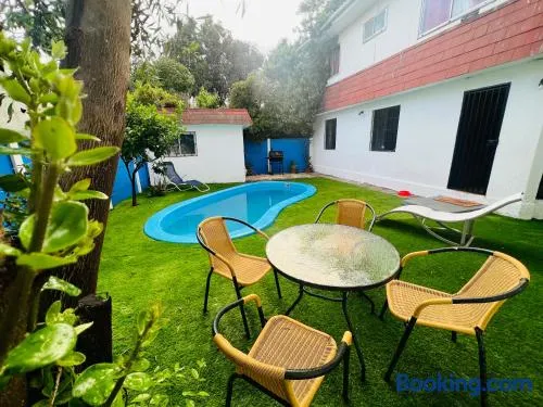 Maravillosa Casa Con Piscina y Vista al Mar - Image 1