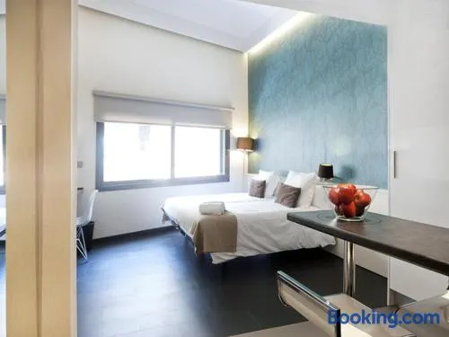 Barcelona Fifteen central Aparthotel - Image 1