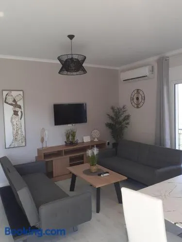 Lakis house - Image 1