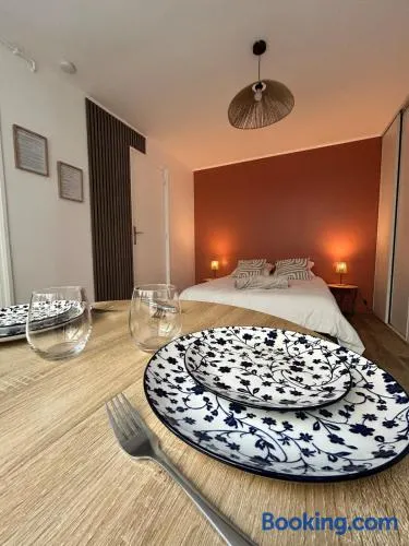 Charmant studio avec terrasse - Image 1
