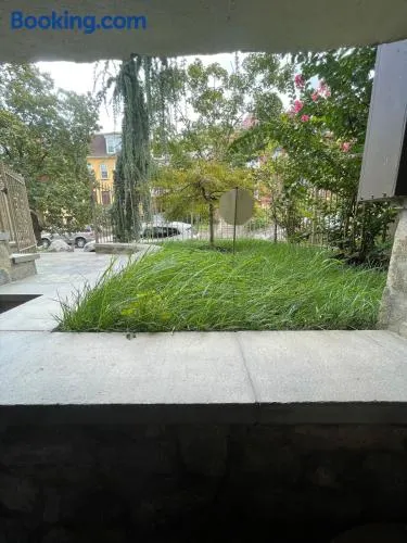 Modern 1BR Apartment in Columbia Heights Great Location - Image 1