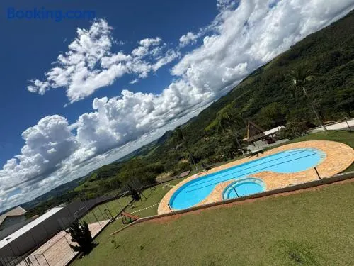 Apartamento Inteiro Próximo ao Centro - Image 1