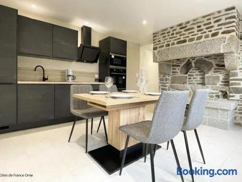 Gîte Confortable pour 2 avec Terrasse et WIFI en Normandie - Image 1