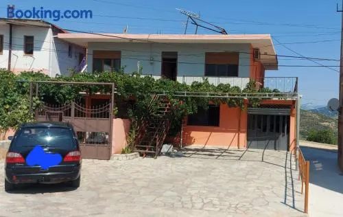 Guesthouse Lula 2 - Image 1