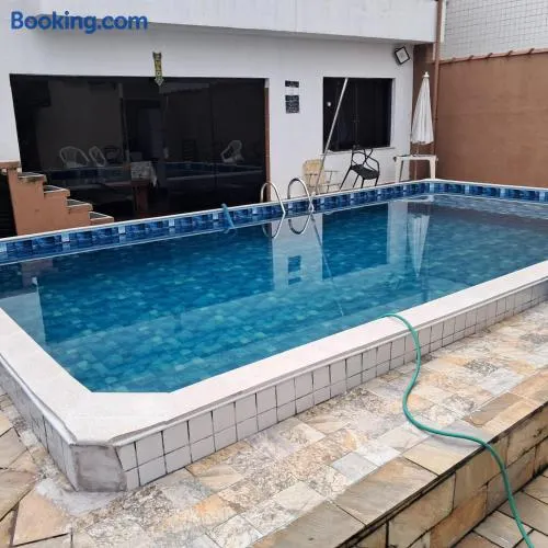Casa com piscina - Image 1