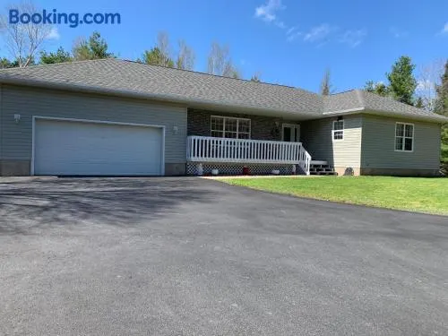 Sleepy Pines Place - Image 1